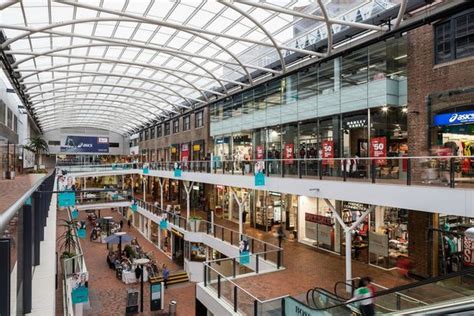 birkenhead point outlet centre stores